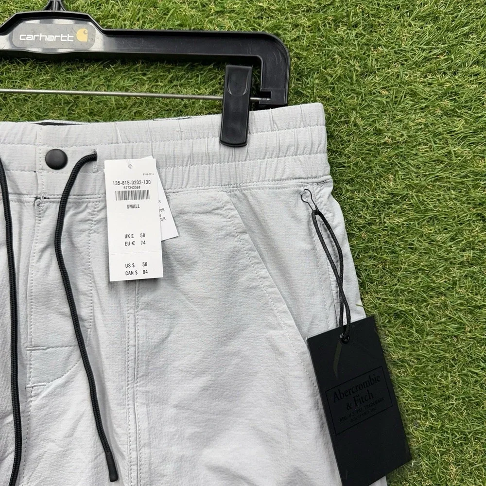 Abercrombie & Fitch Shorts Mens Small Nylon Pull On Drawstring Tech Gray NWT